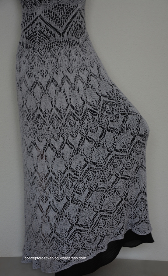 conceptcreativeblog - knit dress with geometric lace pattern
