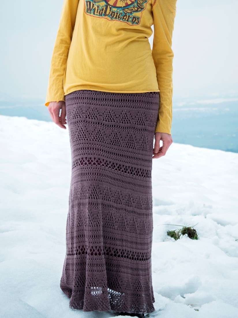 Maxi skirt in pale aubergine colour – PATTERN